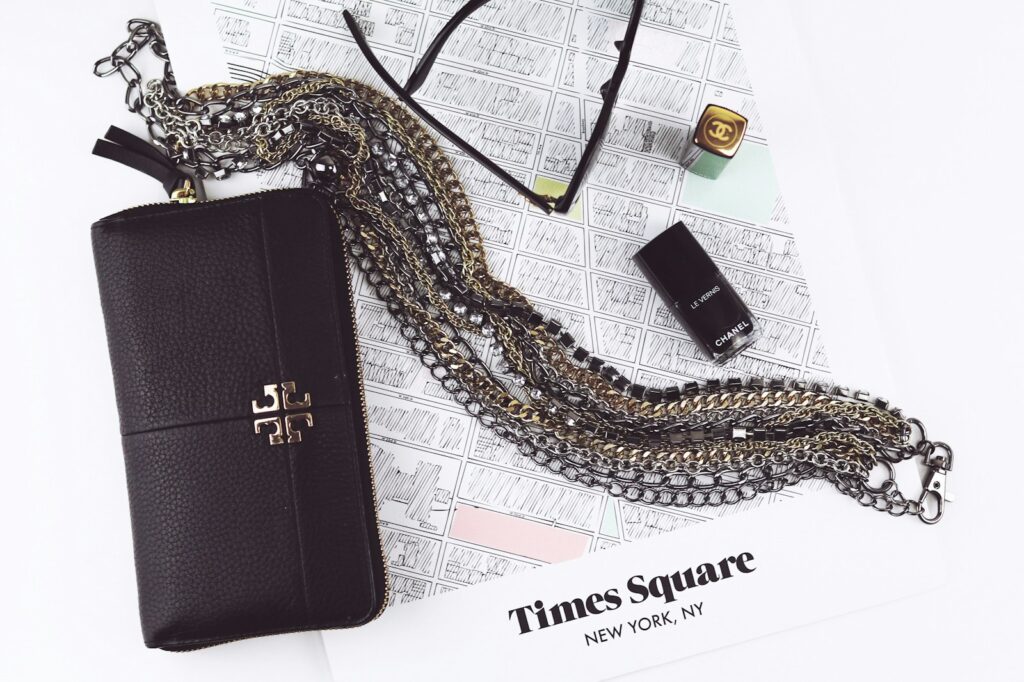 black sling bag
